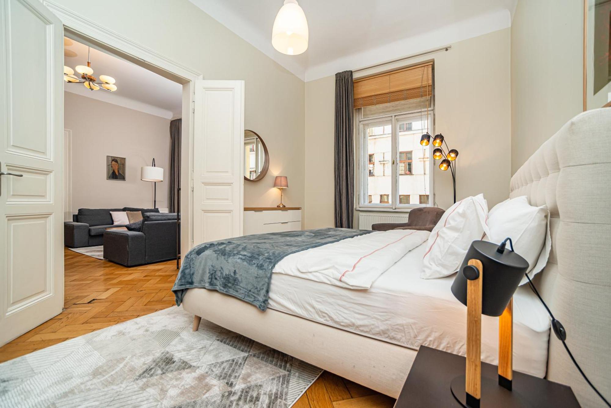 Large And Modern Apartment In The Heart Of פראג מראה חיצוני תמונה