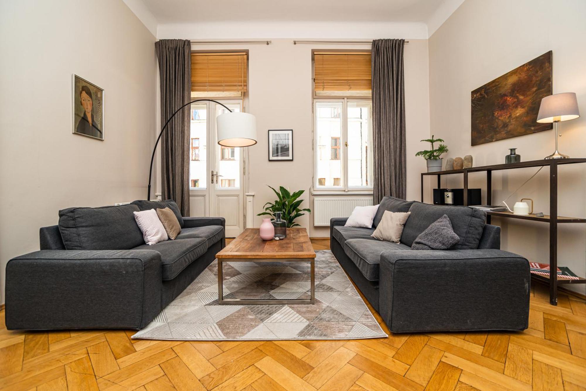Large And Modern Apartment In The Heart Of פראג מראה חיצוני תמונה