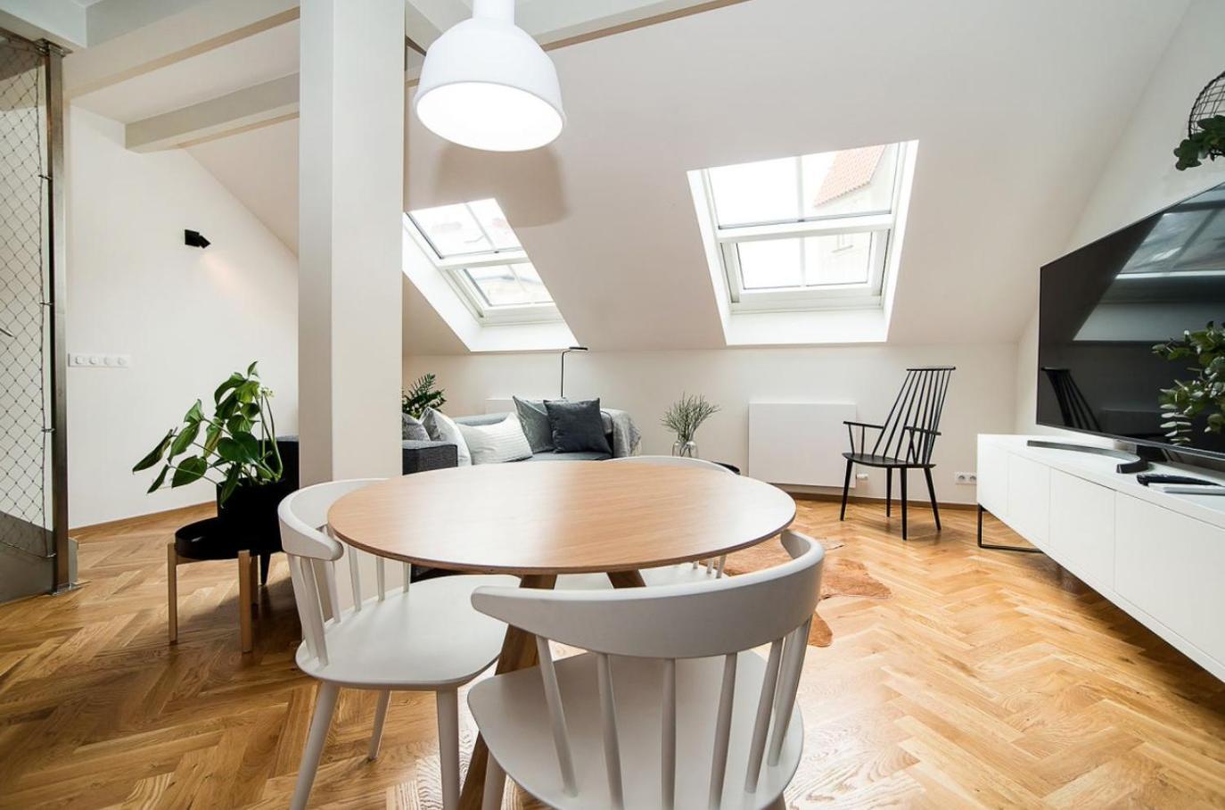 Large And Modern Apartment In The Heart Of פראג מראה חיצוני תמונה